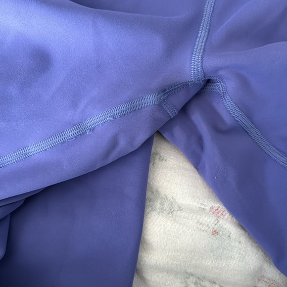 lululemon purple Wunder Train leggings size 2 - Picture 4 of 4